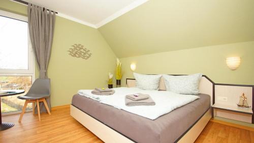 Lobbe Hotel | F-1010 Strandhaus Mönchgut Bed&Breakfast DZ 37 strandnah, inkl Frühstück