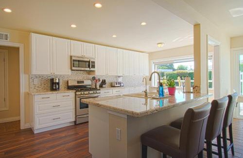 Northwest Anaheim Casa | F-15 Haunted Mansion