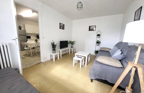 Trappes Apartamento | F 3.k.1 Avec 2 Chambres et 6 Lits