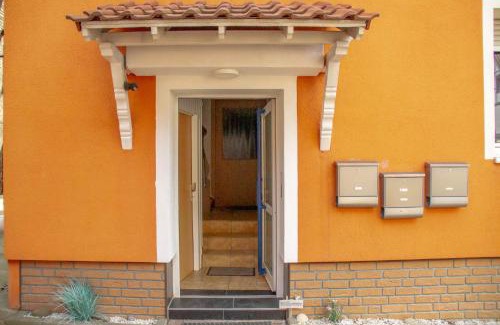Ilsfeld Apartamento | F&F Suites Ilsfeld DG, zentrale Lage, Autobahnnähe & kostenfreie Privatparkplätze
