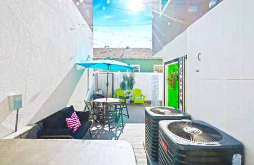 North Hollywood Apartamento | F- Poppin NoHo Pad- HotTub, 2-Units, 15m U-Studios