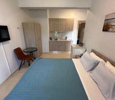 Neoi Epivates Apartamento | F & R Villa Studio 2