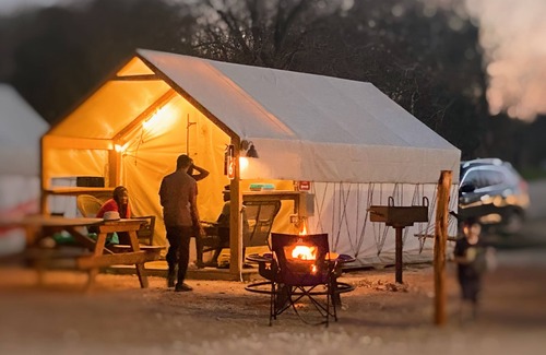 Sutherland Springs Casa | #F Son's Rio Cibolo - Glamping Cabin