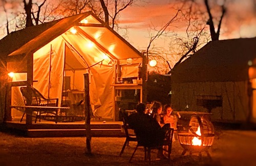 Sutherland Springs Casa | #F Son's Rio Cibolo - Glamping Cabin