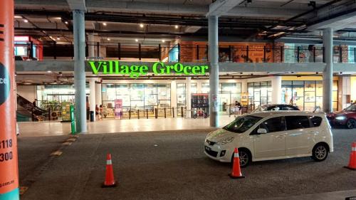 Cyberjaya Apartamento | F1-29-11 Dew Drop HomeTamarindWifiNetflixfree parking