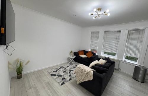 North Glasgow Apartamento | F2 2BR Free Parking Walk Dis City