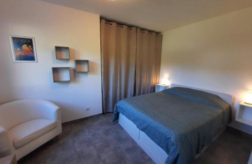 Alata Casa | F2 Alata proche d'Ajaccio rez-de-villa
