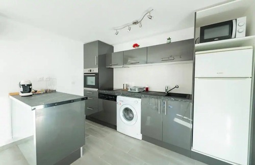Saint-Jean-de-Vedas Apartamento | F2 Calme, Terrace, Climatisation