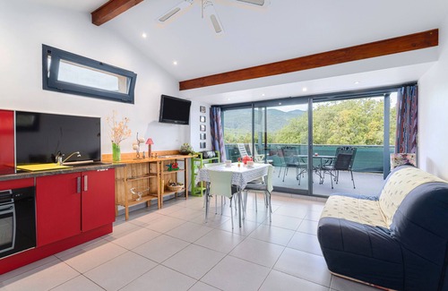 Ceret Cabaña | F2 holiday home in a corner of paradise with private pool and Wi-Fi