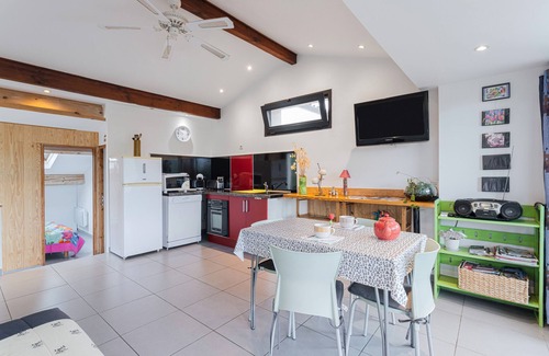 Ceret Cabaña | F2 holiday home in a corner of paradise with private pool and Wi-Fi