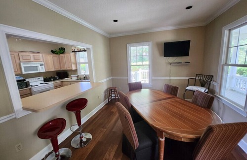 Demere Park Condominio | F3, close to front heated pool