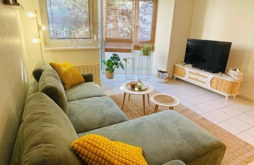 Neudorf Ouest Apartamento | F3, free/secured parking, 10 mns from the historic center of Strasbourg!