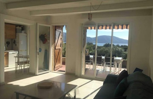 Residences du Golfe de Lava Casa | F3 garden 65m2, view Golfe de Lava, beach 2mn walk 20mn from Ajaccio by car