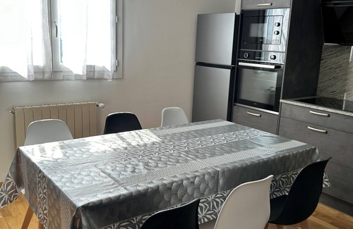 Bastelicaccia Apartamento | F3 in a charming villa in a quiet location shared swimming pool panoramic sea and mountain view