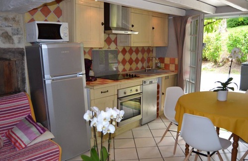 Urrugne Apartamento | F3 with terrace/garden 4km beaches between St jean de luz/Hendaye