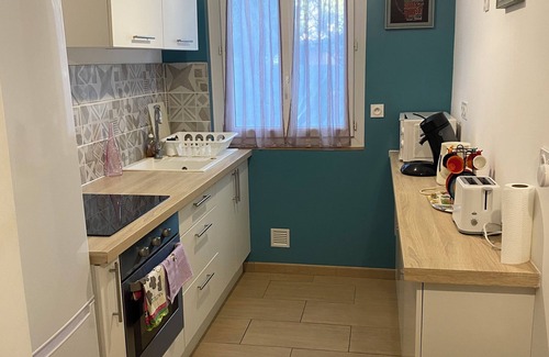 Toulon Apartamento | F4 ground floor with private garden, free parking, air conditioning, wifi, quiet, sea at 15 min !