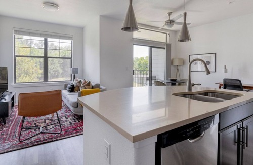Gateway Apartamento | Fab Arboretum 1BR w/ Pool, Gym & Lounge, nr Restaurants, by Blueground