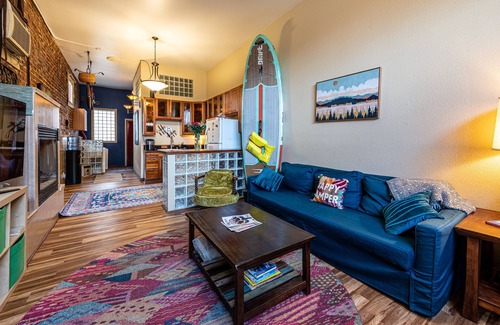 Curtis Park Casa | Fab & Fancy Free in Downtown Denver: 5 Points, Curtis Park, RiNo