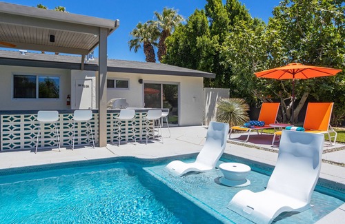 El Mirador Casa | Fab Four at El Mirador - Gorgeous Midcentury Pool Home w/ Resort-Style Yard!