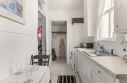 Esplanade Ridge Apartamento | Fab Studio | Bayou St. John | Tree-Lined Street
