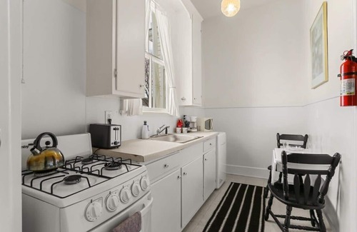Esplanade Ridge Apartamento | Fab Studio | Bayou St. John | Tree-Lined Street