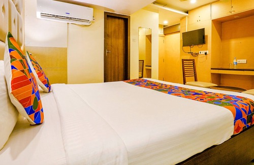 Nerul Hotel | Fabexpress Aishwarya Residency