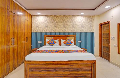 Vasundhara Hotel | FabExpress Angel Pink Residency