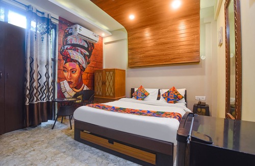 Candolim Hotel | FabExpress Corinthia Boutique Rooms, Candolim Beach