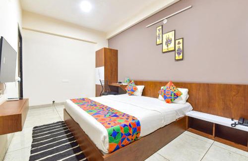 Indore Hotel | FabExpress Fusion Stays