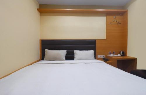 Siliguri Hotel | FabExpress Ganpati 2 - Nr Siliguri Junction