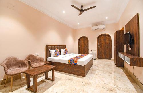 Ballygunge Hotel | FabExpress Golden Suites - Nr Park Circus 7 point