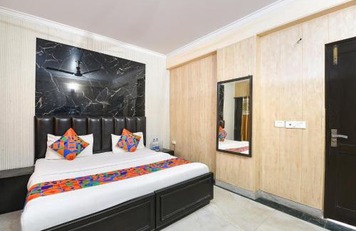 Faridabad Hotel | FabExpress Grand Highway