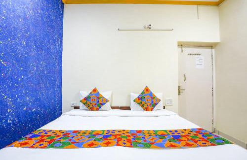 Agra Cama Y Desayuno | FabExpress Grand Resort