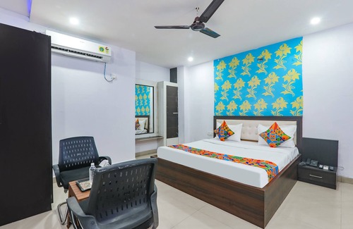 Gomti Nagar Hotel | Fabexpress Happy Mark Inn