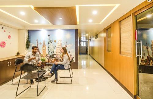 Central Pune Hotel | FabExpress Karishma - Shivaji Nagar, Pune