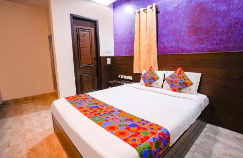 Chromepet Hotel | FabExpress MM Residency