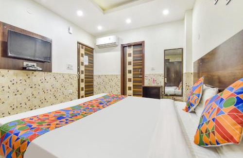 Paltan Bazaar Hotel | FabExpress Mohan Vilas Residency