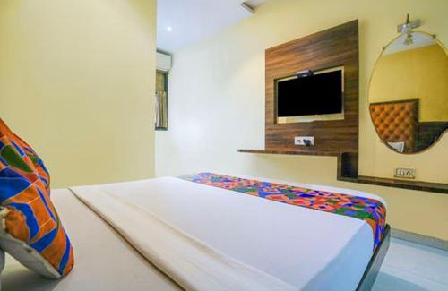 Masjid Bandar Hotel | FabExpress New Silver Elite