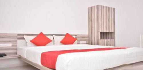 Alandi Hotel | FabExpress Ramesh Inn