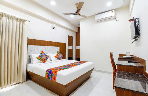 Shivaji Nagar Hotel | FabExpress Sathya Comforts - Nr Commercial Street