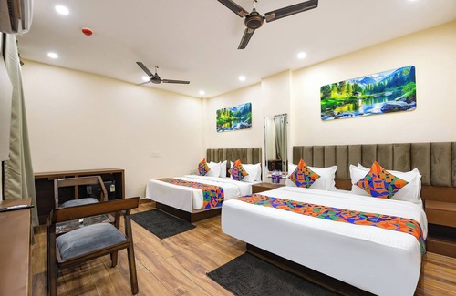 Kaushambi Hotel | Fabhotel Angel Pink The Premium