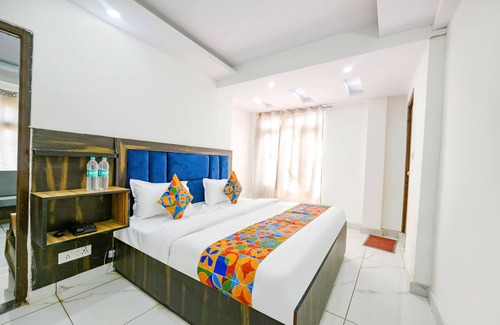 Theog Hotel | Fabhotel Beer Castle