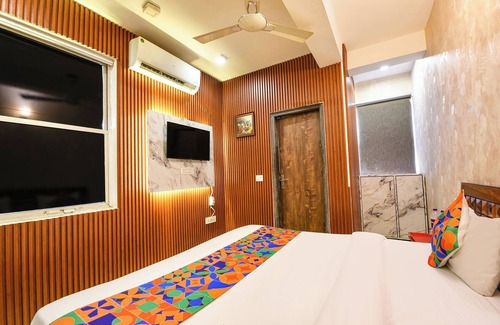 Malviya Nagar Hotel | Fabhotel Blu Lagoon Inn