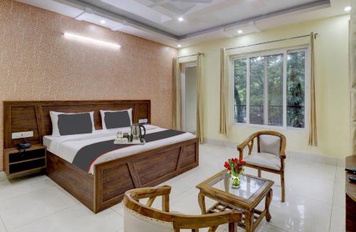 Bullawala Hotel | FabHotel Crestwood Inn