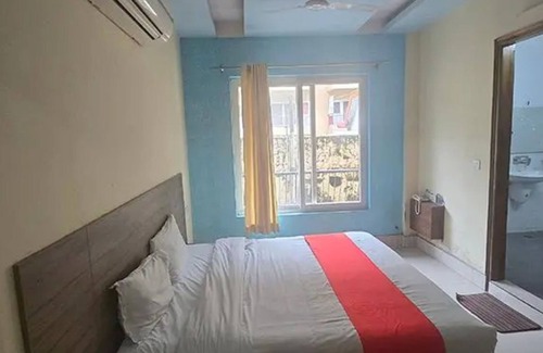 Bullawala Hotel | Fabhotel Crestwood Inn