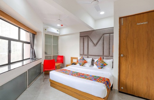 Gandhinagar Hotel | Fabhotel Crystal I