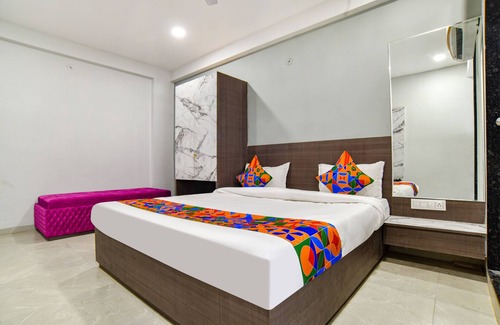 Indore Hotel | Fabhotel Dev'S Inn