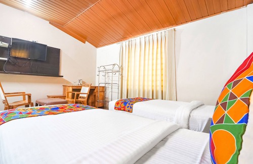 Nedumbassery Hotel | Fabhotel Dreamz Airport Residency