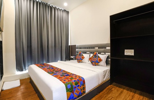 Andheri East Hotel | Fabhotel Freedom International