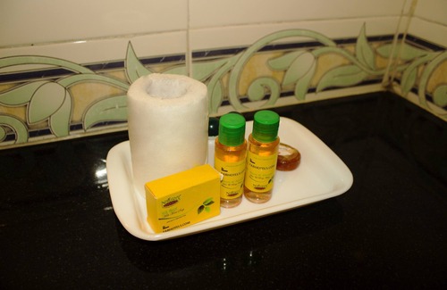 Mathura Hotel | FabHotel Glorify Stay